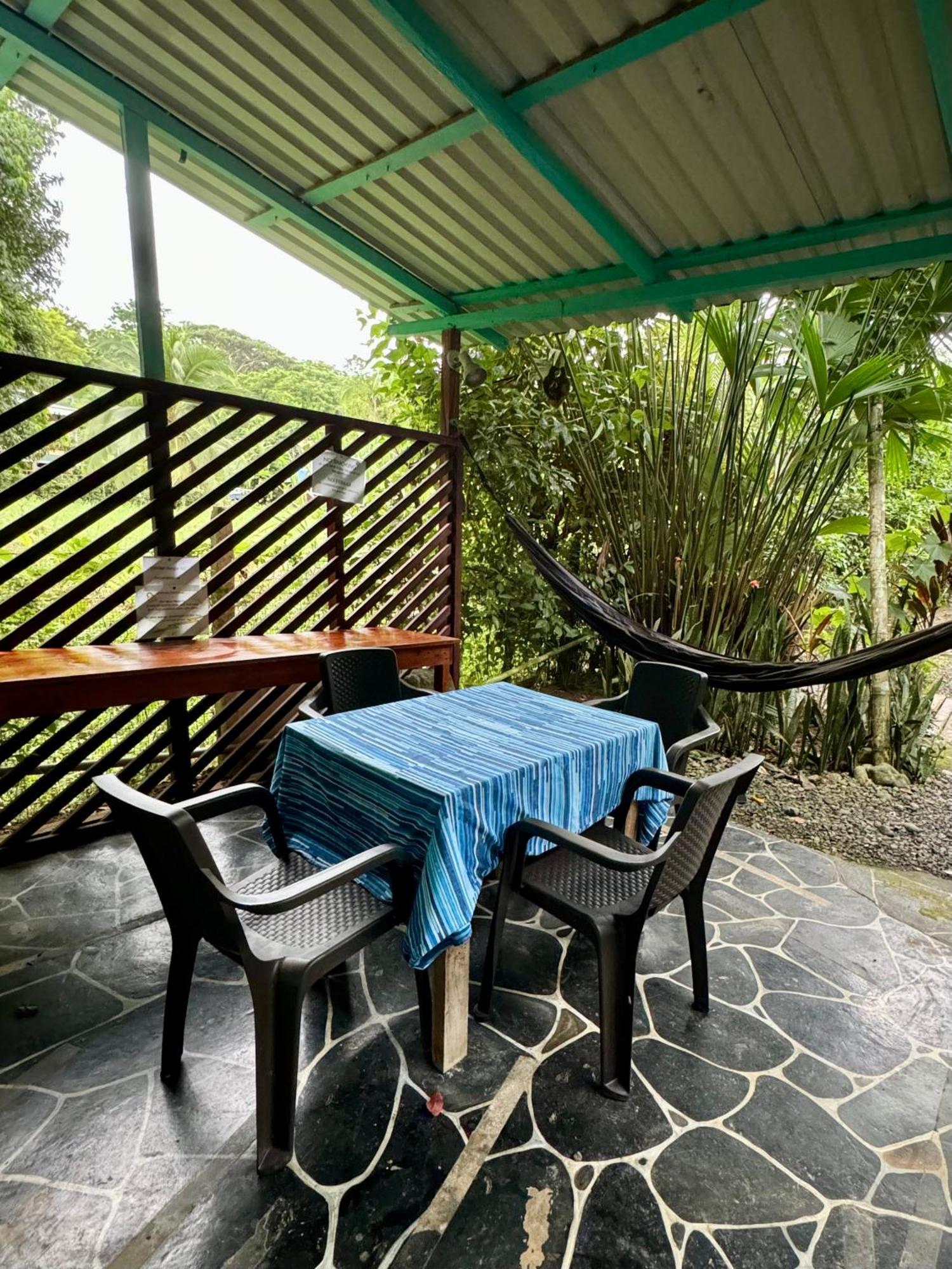 Hidden Jungle Beach House Puerto Viejo de Talamanca Экстерьер фото